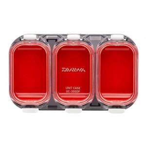 DAIWA SMALL PARTS BOX WATERPROOF, 3 compartments, 11x6,5x1,8cm, red, 14413-305